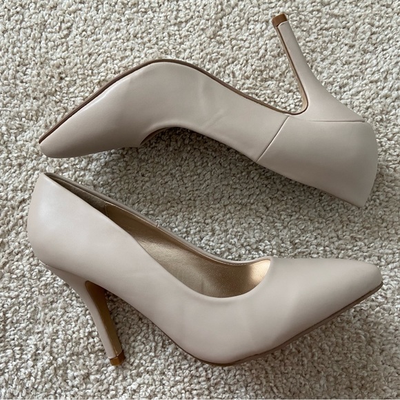 Dream Pairs Nude Heel - Picture 3 of 6
